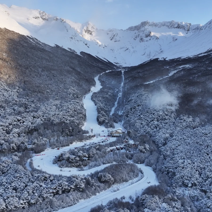 Trekking al Glaciar Martial en Ushuaia: Ascenso Completo con Almuerzo
